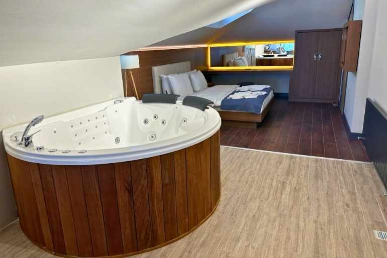 Üsküdar Jakuzi Daireler